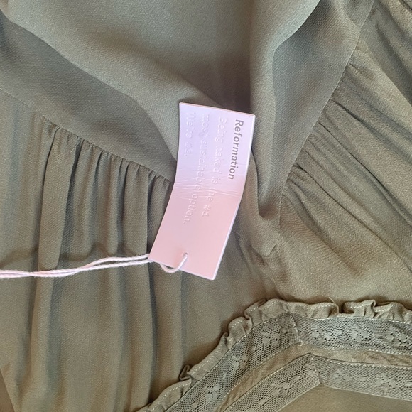 2022 spring Reformation Dress - Picture 7 of 9